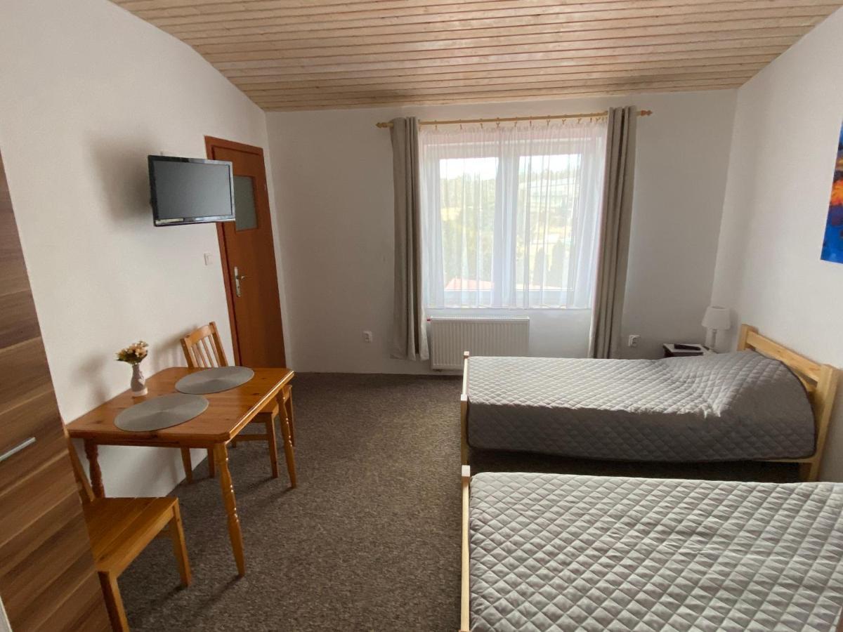 Nemo Mielenko Hotel Buitenkant foto